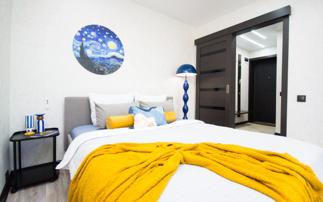 V Stile Van Goga  Uyut I Vdokhnovenie Flat