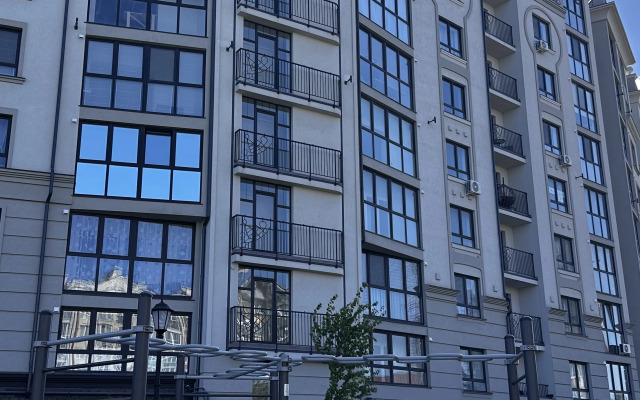 Uyutnaya kvartira na poberezhye Zelenogradska Flat