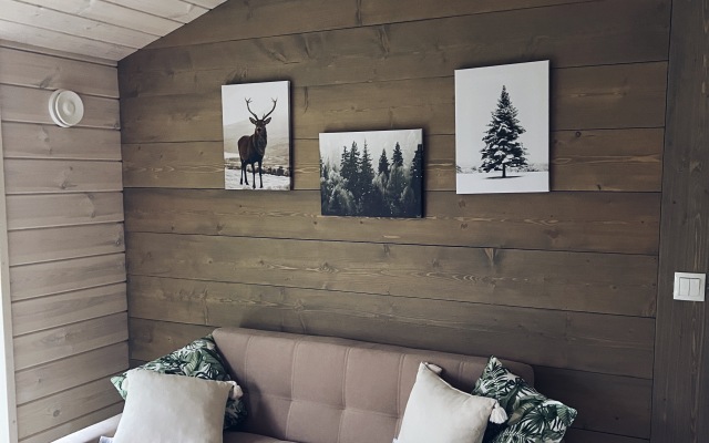 101 V Sosnakh Guest house