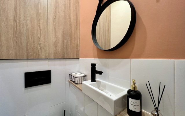 Квартира SOUTH CITY Двухкомнатная с дизайнерским ремонтом