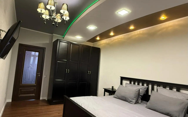 Апартаменты Уютные трехкомнатные с видом на парк Краснодар