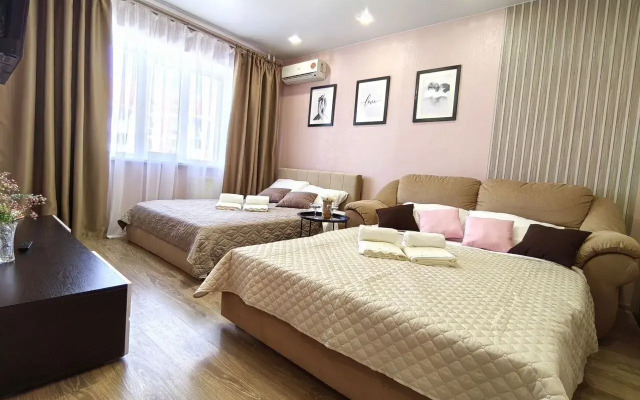 Ryadom s tsentpom gopoda Flat