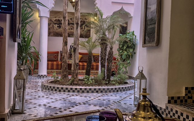 Riad Abaka By Ghali Hotel