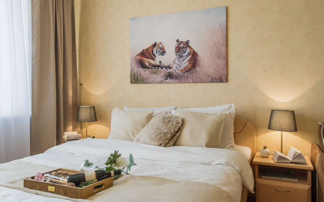 GM s Vidom na Zoopark i Moscow city Apartments