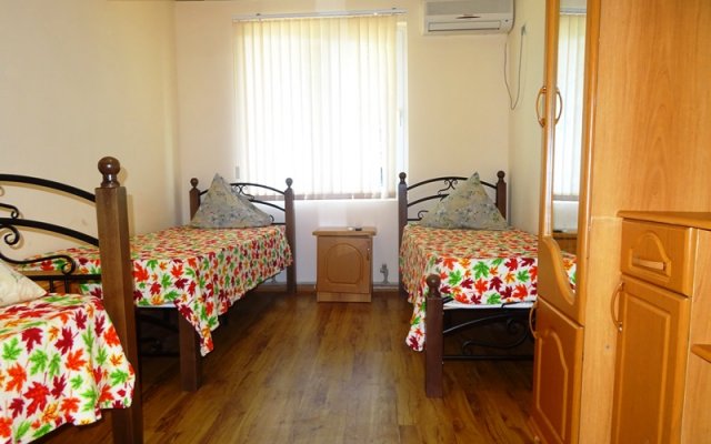 Guest House YKOR
