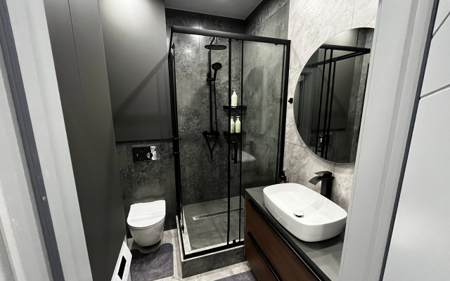 Studiya V Zhk Flora S Dizaynerskim Remontom Flat