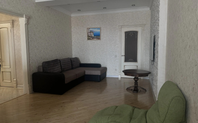 V Tsentre Kaspiyska U Morya Flat