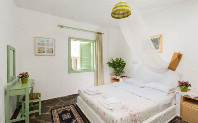 The Traditional Homes Of Crete Apartments