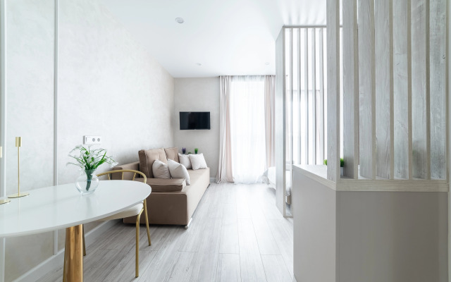 BelaTravel po adresu Igorya Luchenka, 25 Apartments
