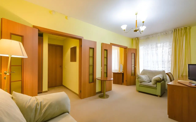 Отель Александровский парк-отель