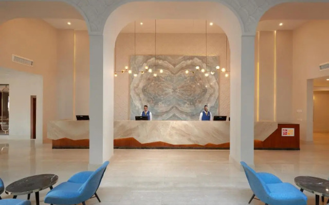 Курортный отель Bellagio Beach Resort