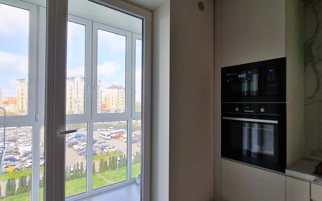 Апартаменты трехкомнатные с Дизайнерским ремонтом Олимпия Запад