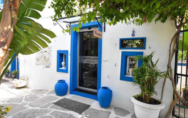 Artunç Hotel