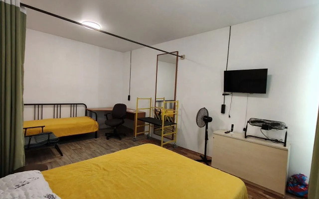 Na Ulitse Ilyichyova 8 Flat