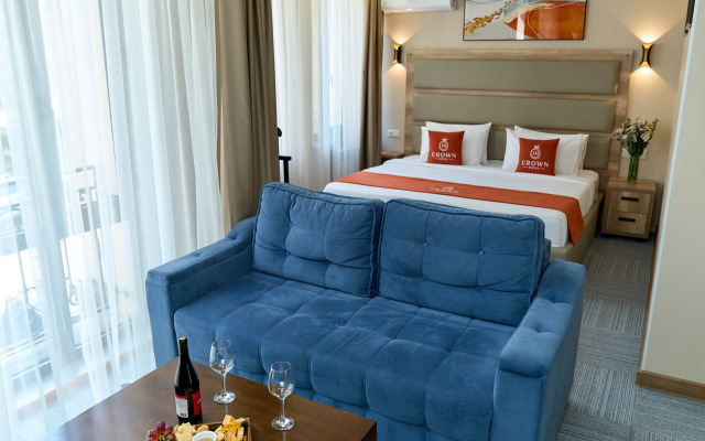 Crown Hotel Bishkek Hotel