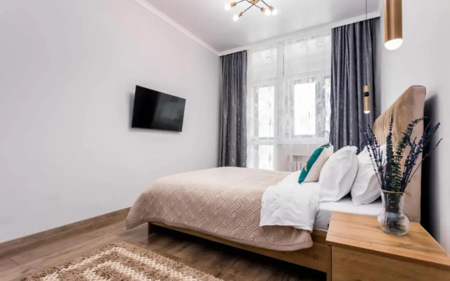 Kvartira Bayhouse na prospekte Abaa 164
