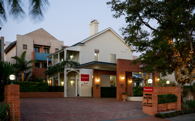 Отель Ramada by Wyndham Brisbane Windsor