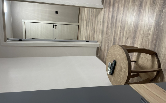 Novaya Stilnaya Treshka na 8 mest Apartments