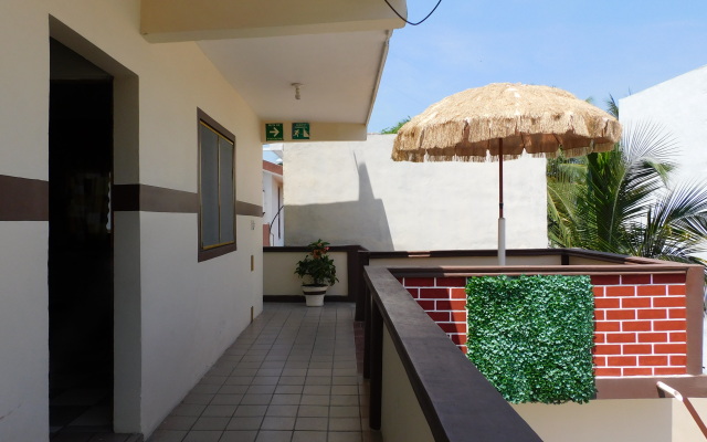 Отель Casa de Huespedes Nayomi By Rotamundos