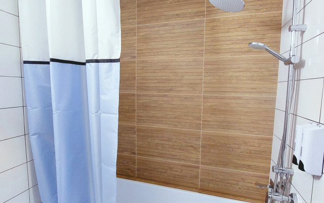 Квартира У Волги