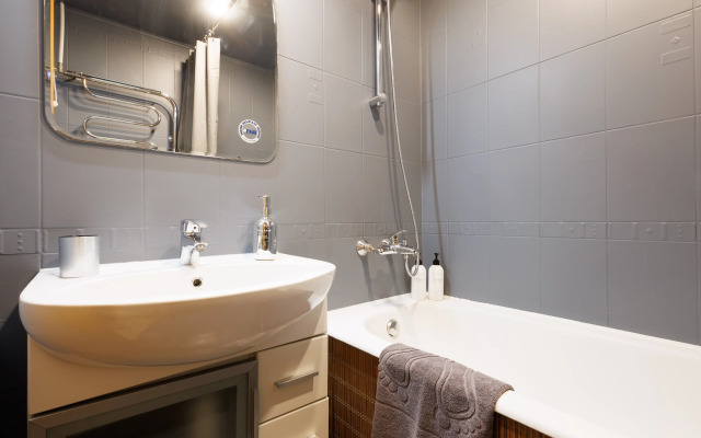 co vtorym etazhom u Strelki Vasil'evskogo Flat