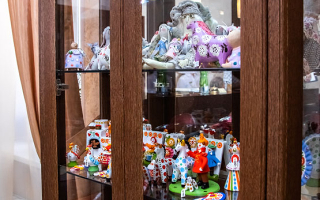 Staryij Dvorik na Mopra Hotel