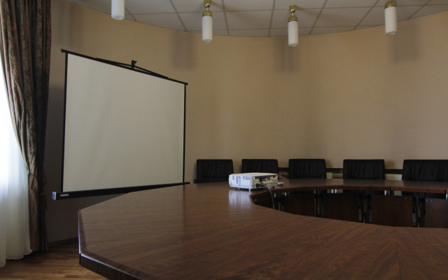 Отель Кристалл