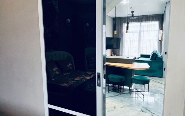 Ajax Na Polyanskoy S Terrasoy Na Kryshe Apartments