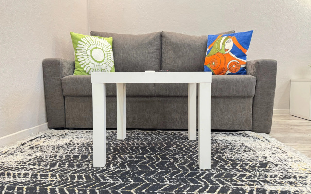 Elitnaya Studiya v Tsentre Goroda Flat