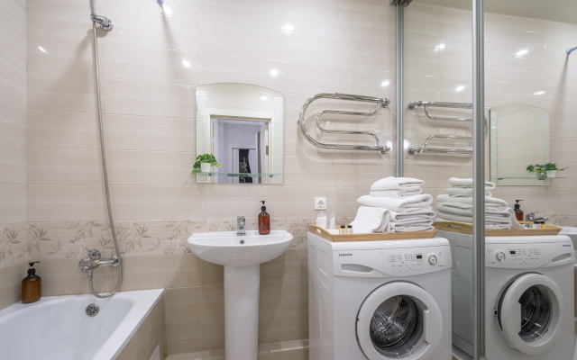 Апартаменты Bolshoi by Roomers 1409