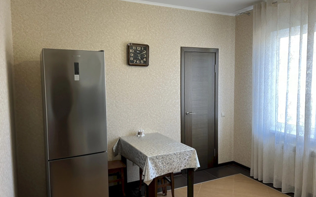 Апартаменты 381 Мичурина 7