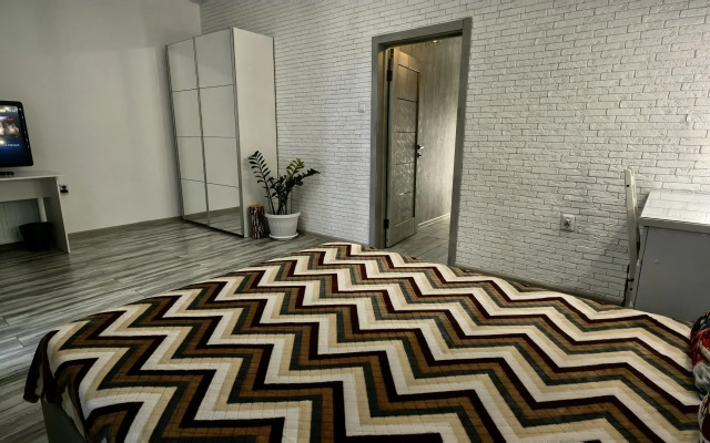 S Remontom Flat