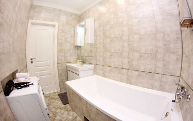 Апартаменты двухкомнатные в ЖК Шахристан рядом с ТРЦ Мега