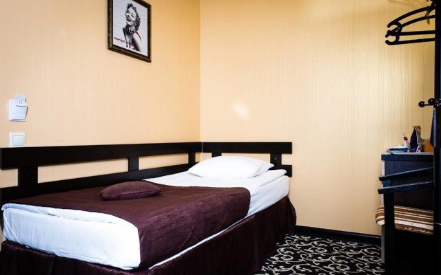 Lajt Hotel