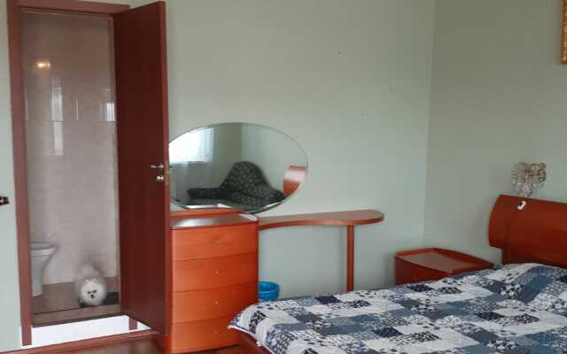 Gostevoy Dom na Tsitrusovoy