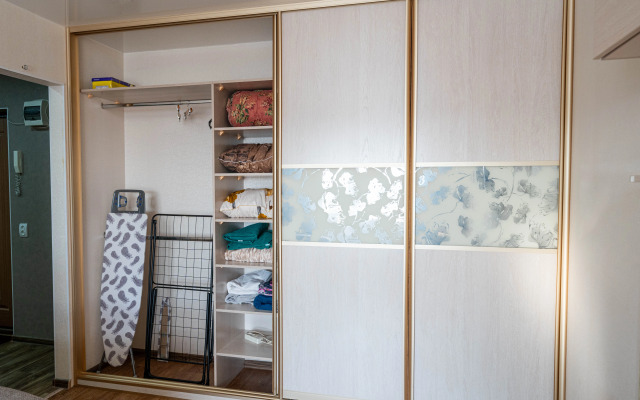 Апартаменты Двухкомнатные на Шелеста 112