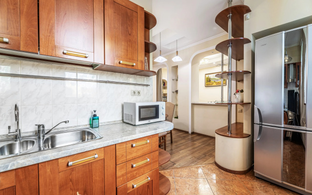 Квартира Уютная трехкомнатная в центре