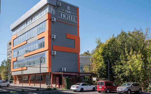 Nik Hotel