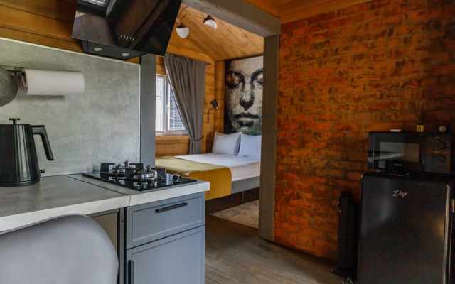 Na Lugovom 35m u reki v centre Zvenigorodava Private House