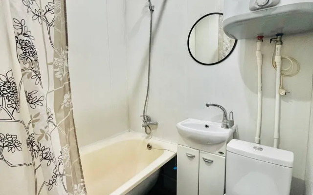 Uyutnye Ryadom S Naberezhnoy Apartments