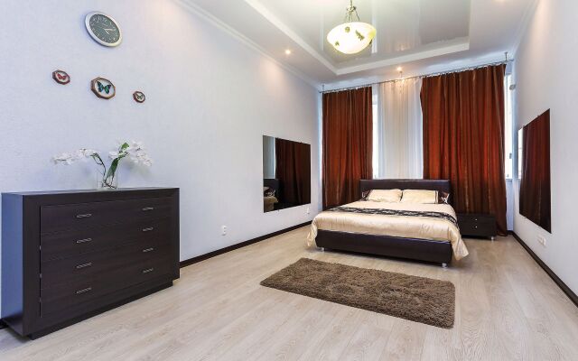 Apartments Deluxe on Karla Marksa Street - Minsk