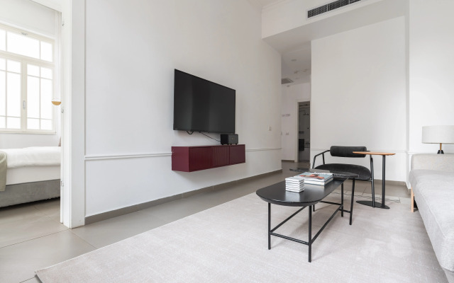 Blueground at Nahalat Byniamin Exquisite Balcony ID54 Apartments