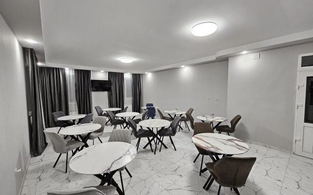 Меблированные комнаты Лунное Сияние