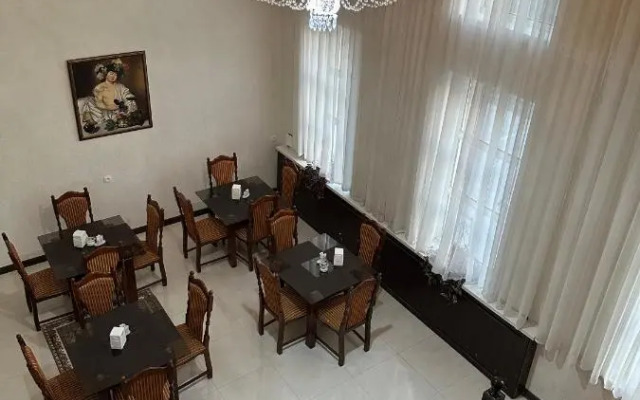 Sarbon Hotel
