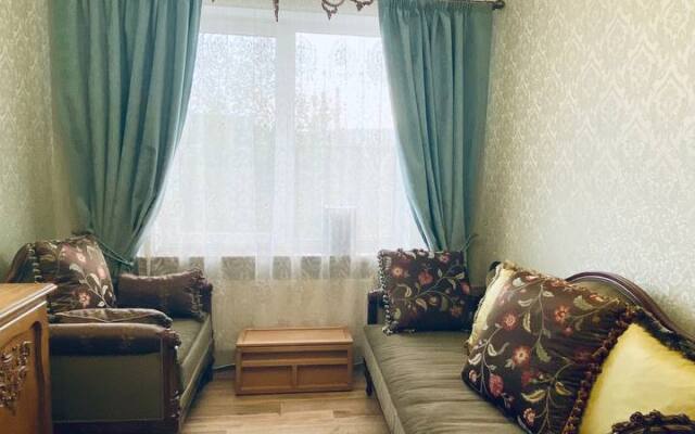 Na Vasilyevskom Ostrove Flat