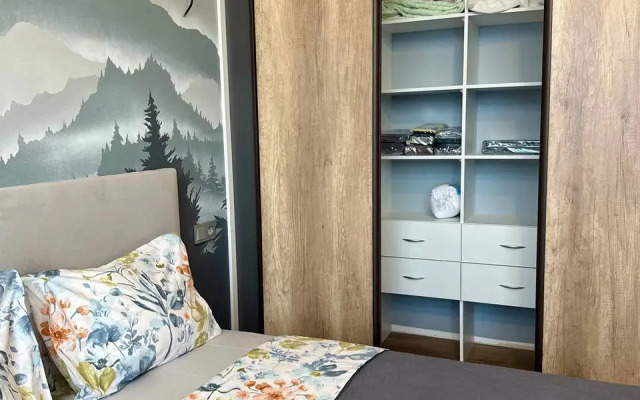 Sovremennaya U Trts Sitimoll Flat
