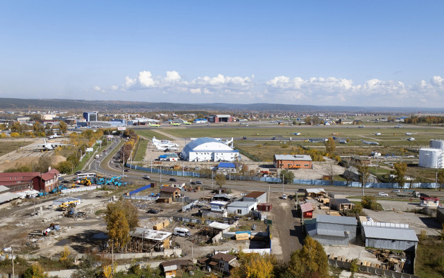 Vidovaya Kvartira V 5 Minutakh Ot Aeroporta Flat