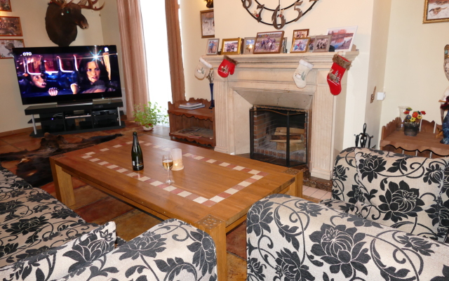Ohotniche Logovo Guest house