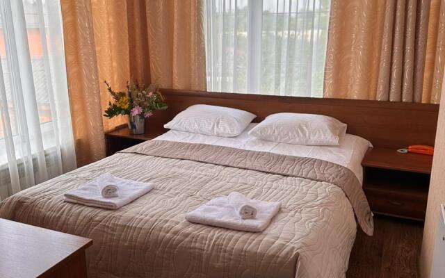 Aviastars Guest house