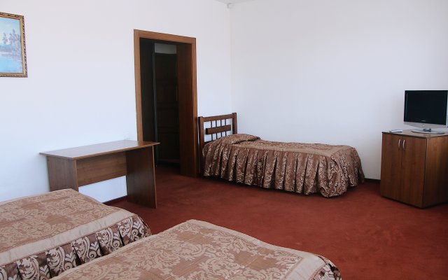 Krona Hotel